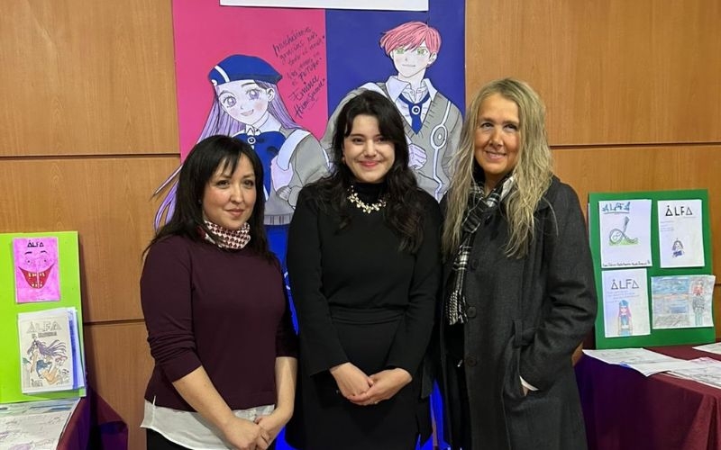 Encuentro literario en CRA con la mangaka chilena Emina Himesama en Salesianos Alameda