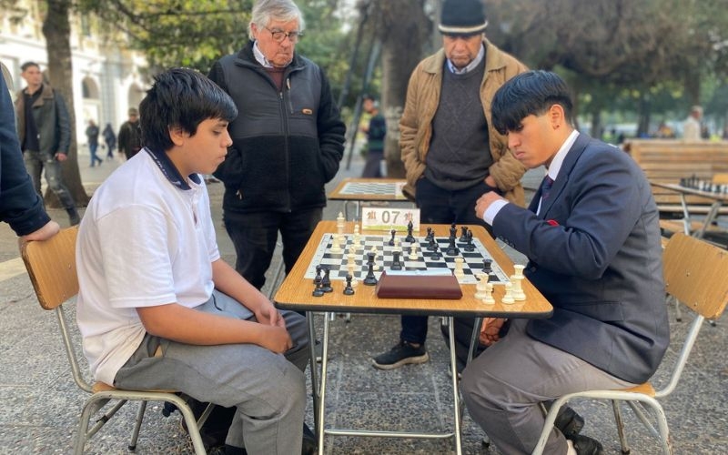 Salesianos Alameda destaca en Torneo Comunal de Ajedrez y clasifica a etapa provincial